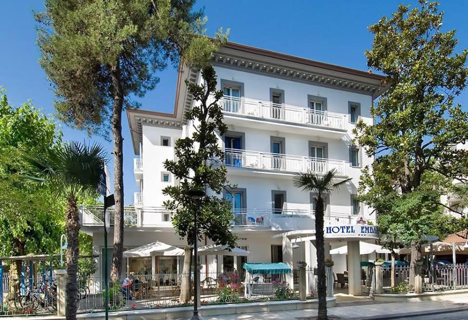 Hotel Embassy Riccione Luaran gambar
