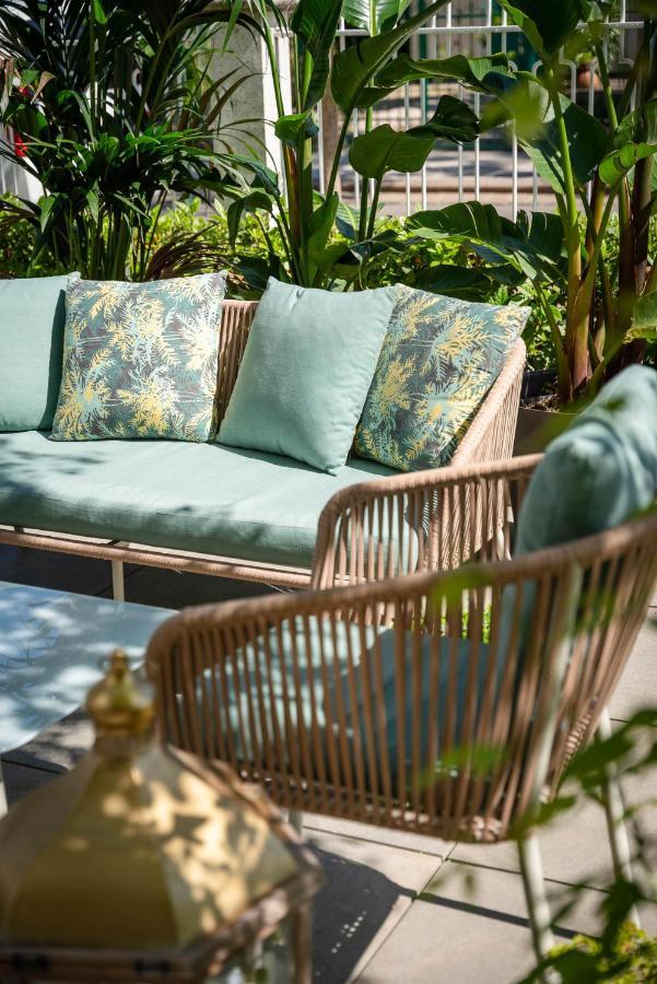 Hotel Embassy Riccione Luaran gambar